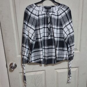White House Black Market Black & White Plaid Peasant Blouse